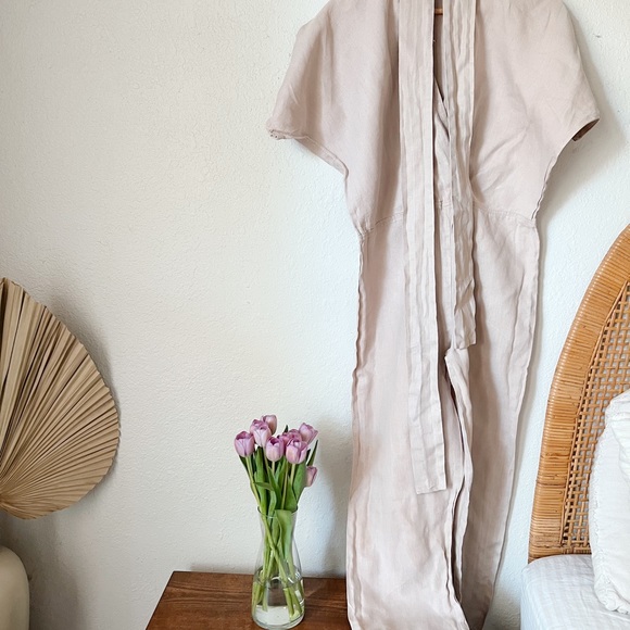 Love & Confuse Aurora Linen Jumpsuit - Picture 5 of 9